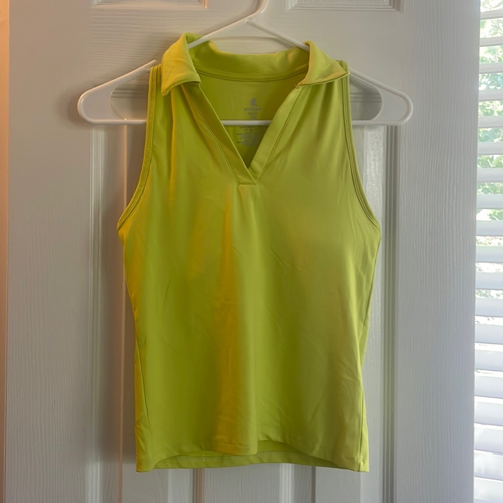 Kyodan golf tank with built in bra